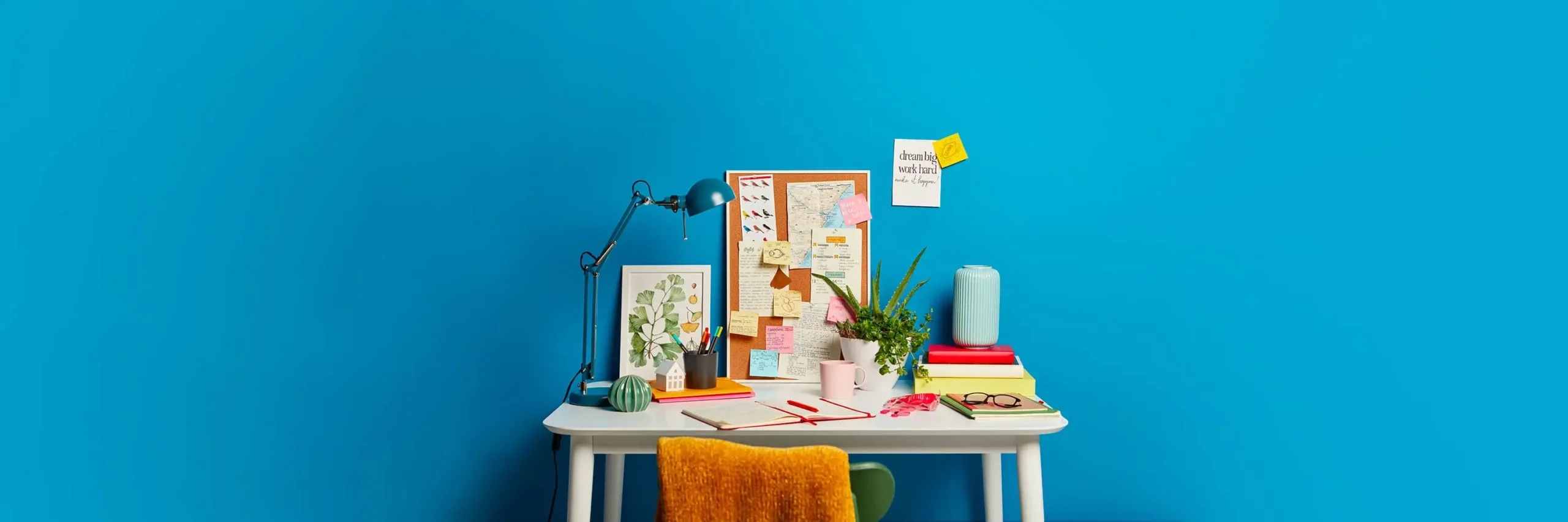 Bureau de la graphiste freelance Céline Jonquet Becquet, alias Céline Jonquille, spécialisée en communication imprimée et webdesign WordPress dans le Tarn-et-Garonne